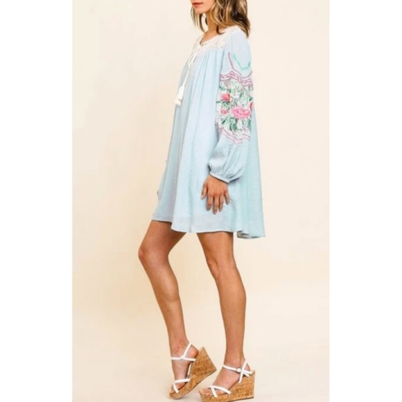 🆕🌿BOHO EMBROIDERED DRESS🌿 - Picture 2 of 7